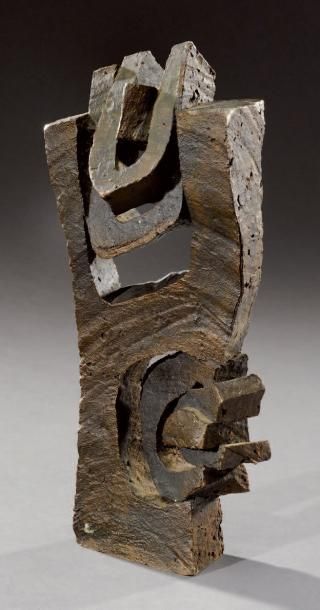 Roberto GUTIERREZ XXe Sculpture géometrique en bronze, H: 26 cm