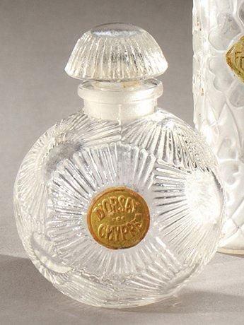 RENE LALIQUE (1860-1945) Flacon «Chypre» pour d'Orsay en verre blanc soufflé-moulé....