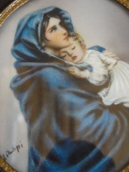 PHILIPPI Miniature en ivoire représentant une Vierge à l'enfant d'après Ferruzi (?)...