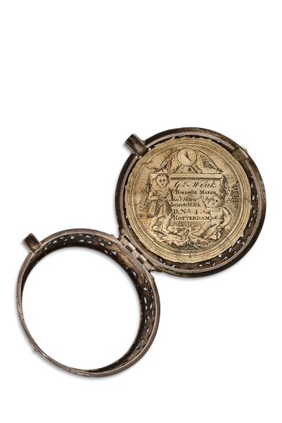 Willms BANKS, London Milieu XVIIe siècle Montre horloge en argent avec double boîtier...