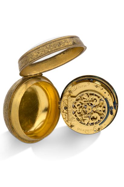 GAUDRON, Paris 
Gilt metal onion watch with a single hand



Case on hinge, the caseband...