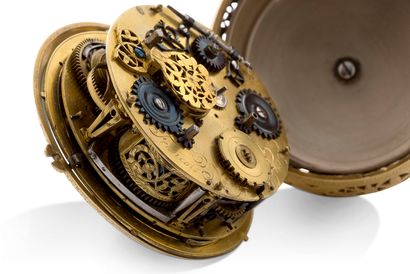 FRANCOIS NORRY, Gisors Milieu XVIIe siècle Coach watch with one hand in gilded metal...