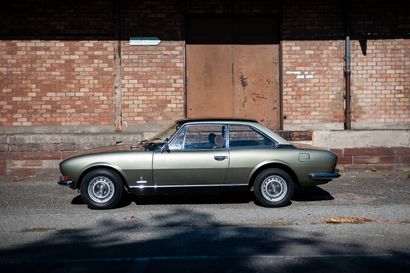 1977 - PEUGEOT 504 COUPÉ V6 
French historic registration title



Rare V6 configuration...