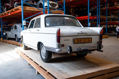 1969 - PEUGEOT 404 AUTOMATIQUE 
补遗--出售的车辆没有技术控制。

该车已被重新喷漆，车身有许多缺陷。

法国登记文件

底盘编...