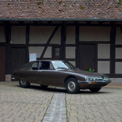 1972 - CITROËN SM 
French registration title



Same owner since 1984, only 2 owners...