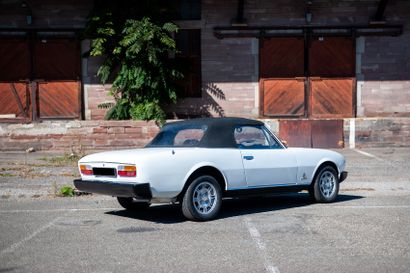 1980 - PEUGEOT 504 CABRIOLET 2.0 
French historic registration title



3 Series...