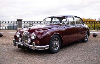 1959 JAGUAR MK2 3.8 Automatic French registration title

Mythical sports sedan from...