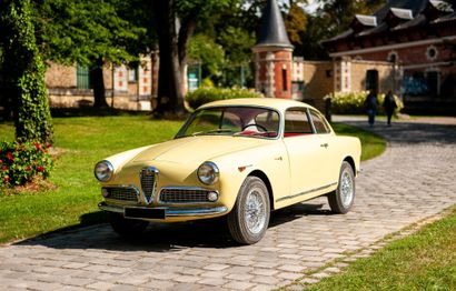 1961 ALFA ROMEO Giullietta Sprint French historic registration title

Archetypal...