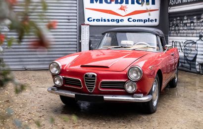1964 ALFA ROMEO 2600 Spider Touring French registration title

Rare 4-seater convertible,...