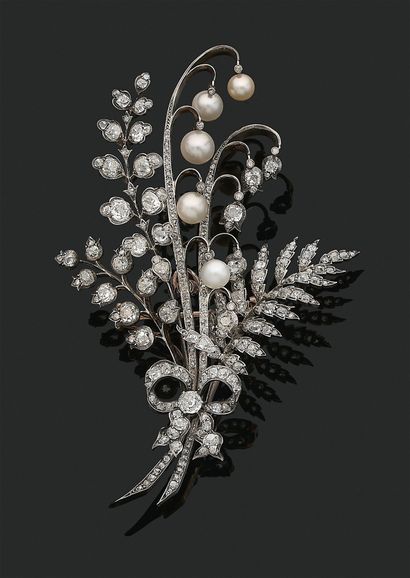 null 山谷百合花 "胸针
古董和玫瑰式切割钻石，精美珍珠
18K（750）金和银（<800）。
19世纪
H.9.5厘米 - 重量30.8克

一枚钻石、天...