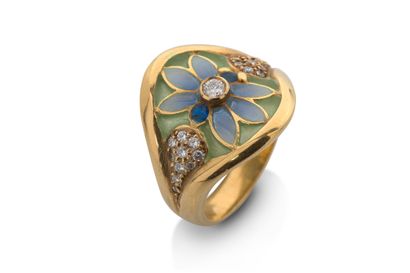 null BAGUE EN OR 14 K (585) à décor floral émaillé et petits brillants
Poids : 8.4...