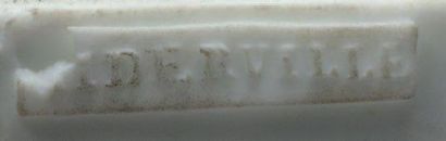 NIDERVILLER, vers 1780/1785 Rare groupe en biscuit de porcelaine, symbolisant l'Indépendance...