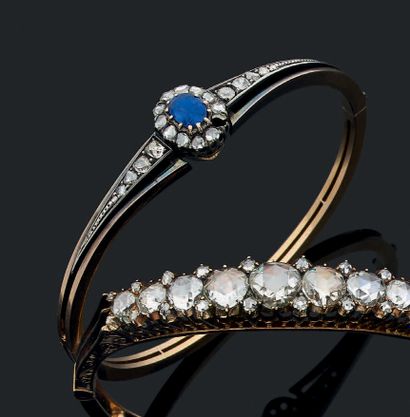 null BRACELET JONC «SAPHIR»
Saphir ovale, diamants taille rose
Or 18k (750) et argent...