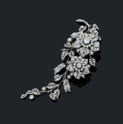 «TREMBLEUSE»
Grande clip «fleurs»
Diamants...
