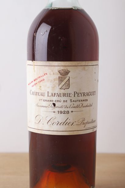 null 1 B CHÂTEAU LAFAURIE-PEYRAGUEY (T.L.B.- to H.E+; e.t.h. to e.a; stamped cap...