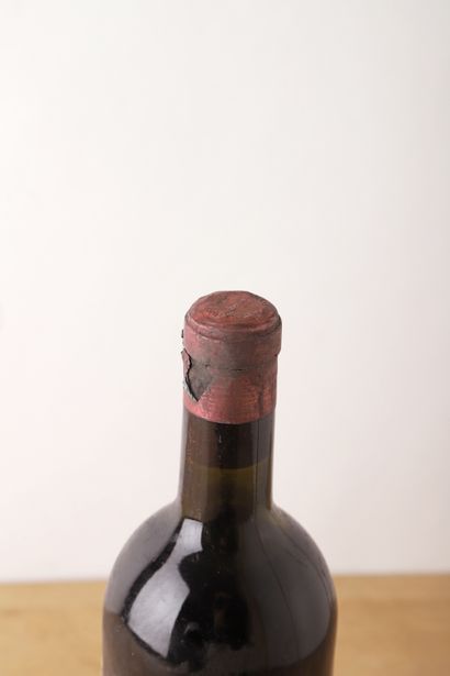 null 1 B CHÂTEAU HAUT-BRION (H.E.+; e.t.a. with readable vintage only on the cork;...