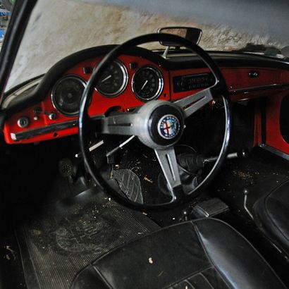 1964 ALFA ROMEO Giulia 1600 Spider Les Italiennes endormies French registration title

The...