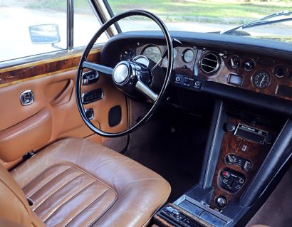1974 BENTLEY T SERIES T1 French historic registration title

Delivered new in 1974...