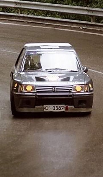 1985 Peugeot 205 Turbo 16 « Evo 1 » Véhicule de compétition vendu sans titre de circulation
Châssis...