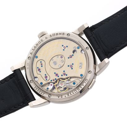 A. LANGE SÖHNE LANGE 1
Réf. 101.039
No. 155327
No. 43977
A 18K gold wristwatch manufactured...