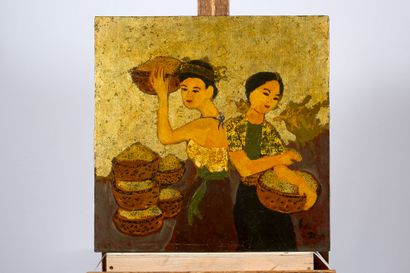 Ecole vietnamienne 拿着篮子的女人，2000年
带有金色和蛋壳光泽的漆器，右下角有Hà的签名和日期
50 x 50 cm - 19 11/16...