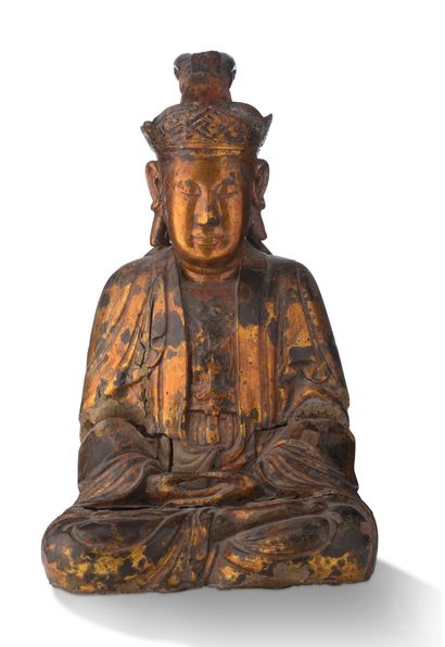 VIETNAM XIXe SIÈCLE Statue en bois laqué doré représentant un bodhisattva assis en...