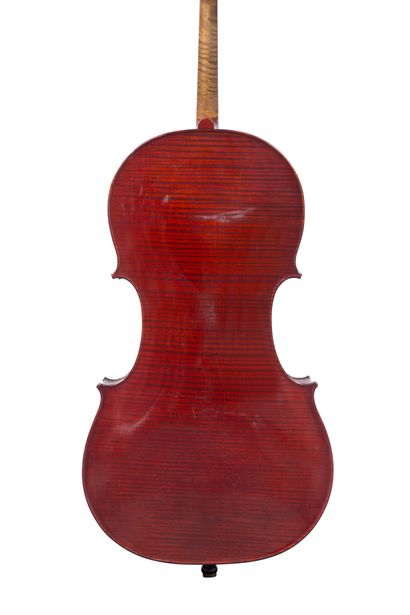 null Très joli violoncelle de Marius Didier
Mattaincourt en 1934
Dont il porte l'étiquette...