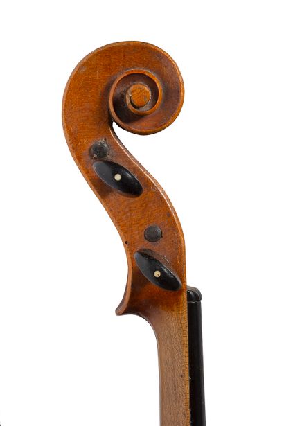 null Violon français fait vers 1780
Portant la marque au fer de Nicolas Mathieu
Multiples...