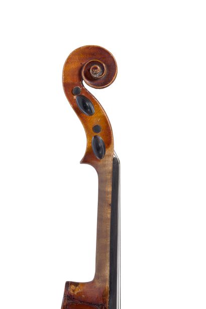 null 1870-80年左右在Mirecourt制作的小提琴
Derazey圈子里的作品
带有斯特拉迪瓦里的伪装标签
顶部有轻微的修复痕迹 
背面有359毫米