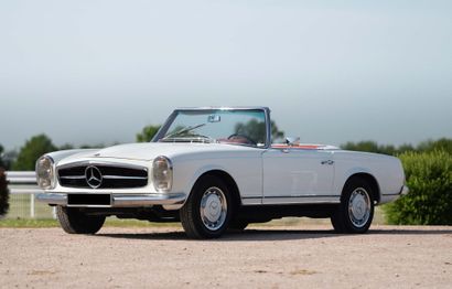 1963 Mercedes 230 SL Pagode Ongoing registration procedures for a french historic...