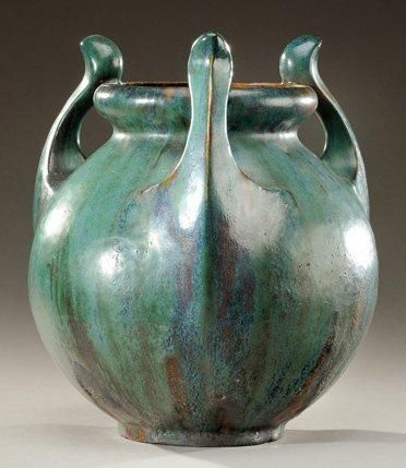 Pierre-Adrien DALPAYRAT 1844-1910) Important vase boule à col resserré à trois anses...