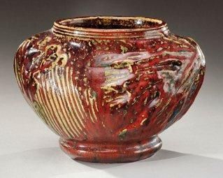 Pierre-Adrien DALPAYRAT 1844-1910) Vase de forme oblongue sur talon circulaire en...