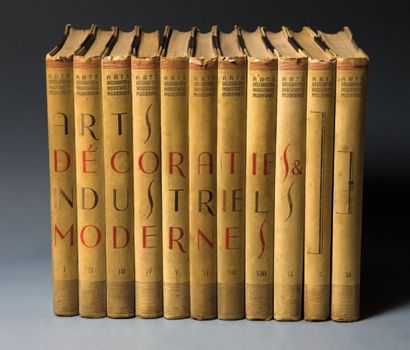 null LES ARTS DECORATIFS INDUSTRIELS MODERNES 11 volumes reliés publiés en 1925 par...