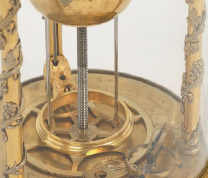 JAMES TUERLINGX - Patent Jan. 6, 1857 Horloge de table 
en métal doré basé sur le...