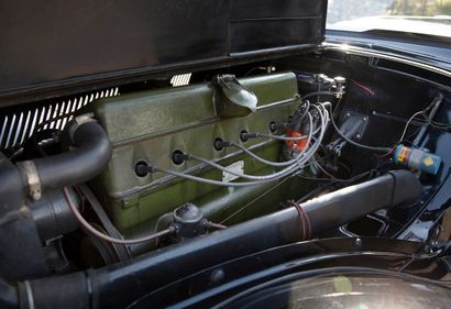 1953 - CITROËN TRACTION SIX CYLINDER ROADSTER BY PEACOCK Carte grise française en...