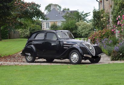 1938 - PEUGEOT 402 BERLINE LUXE French registration title

In the same family since...