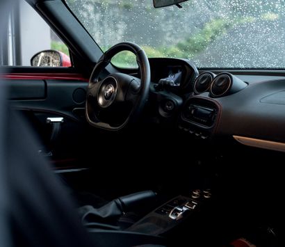 2017 - Alfa Romeo 4C SPIDER « 14 KM » Erratum : Merci de noter que le compteur affiche...