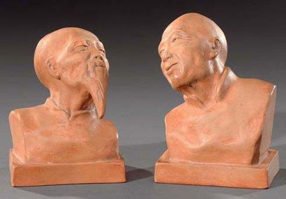 Gaston HAUCHECORNE (1880-1945) Paire de bustes en terres cuites représentant deux...