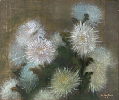 VŨ CAO ĐÀM (1908-2000) Les chrysanthèmes, 1949
Encre et couleur sur soie, signée...