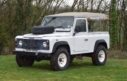 2003 LAND ROVER DEFENDER 90 Soft Top French registration title

First-hand vehicle,...