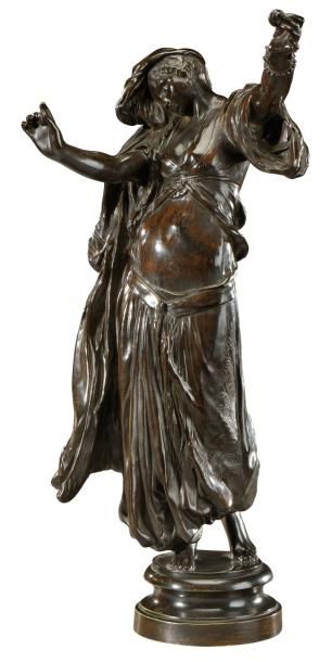 ANTONIN MERCIER (1845-1916) Epreuve en bronze à patine brune nuancée cuivre. Signée...