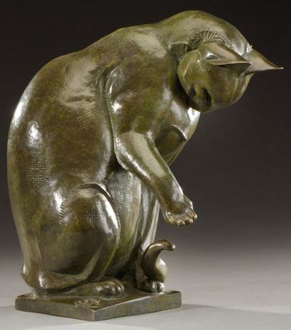 Sirio Tofanari (1886-1969) Sculpture en bronze à patine verte nuancée brun figurant...