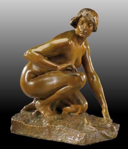 FELIX CHARPENTIER (1854-1924) «Eve» Epreuve en bronze à patine ocre. Signée «Fx Charpentier»....