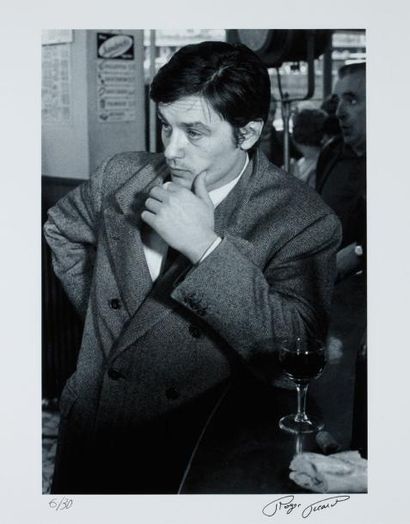 Roger PICARD (né en 1931) Alain Delon, 1968 Photographie, tirage argentique, signé...