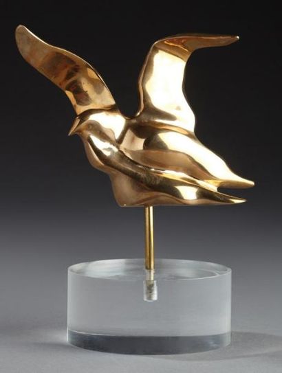 Yolanda d'AUGSBURG (née en 1942) Mouette Bronze, signé et daté 79 au dos 10 x 13...