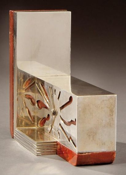 JEAN-ÉMILE PUIFORCAT (1897-1945) Exceptionnelle et rare pendulette de table moderniste...