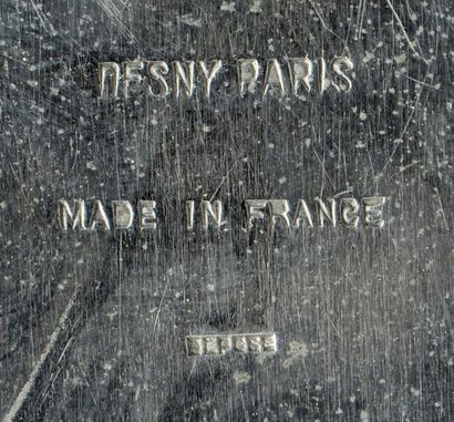 MAISON DESNY dit Clément NAUNY (1900-1969) Lampe de table formant veilleuse à armature...