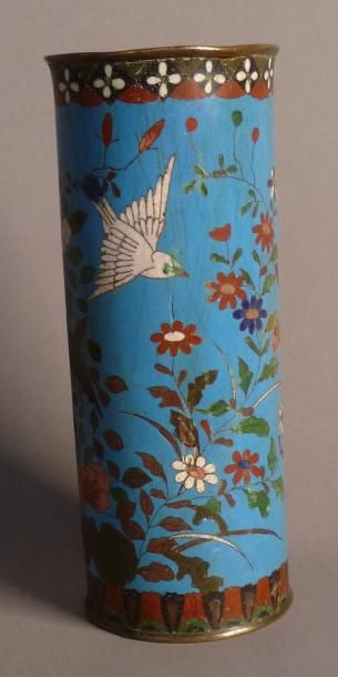 null Vase rouleau en bronze cloisonné chine H: 24.5cm (accident)