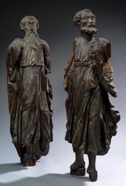 null Paire de statues en chêne sculpté, figurant des saints personnages. XVIIe -...