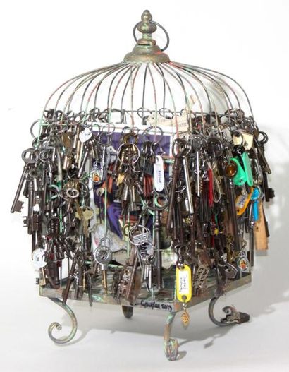 Denis GAYDIER "La clé des songes" Cage en métal sur socle en métal, clés H: 50 L:...